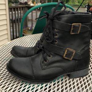 DV Black combat boots
